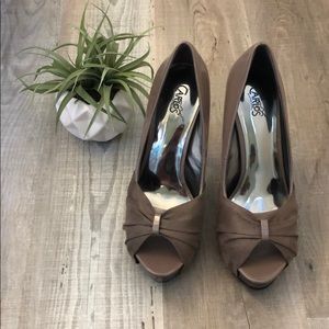 Carlos Santana tan platform stilettos